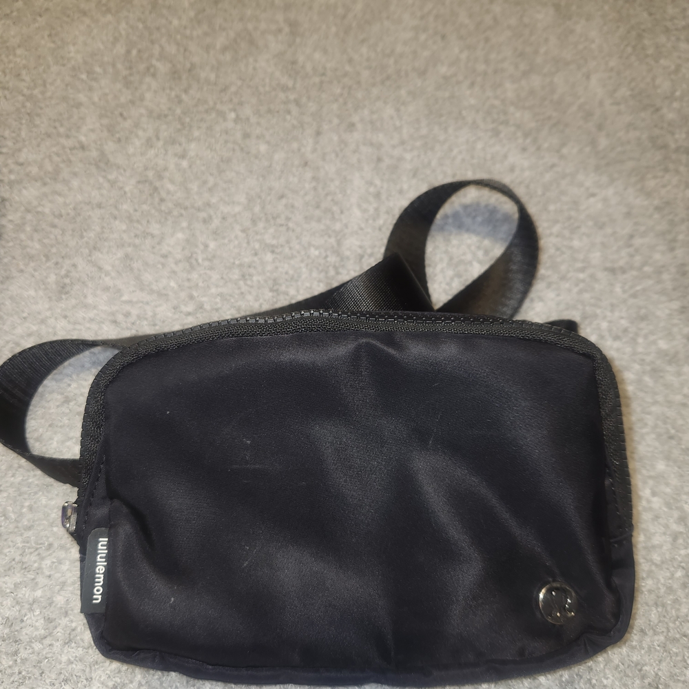 lululemon athletica Black Belt Bag